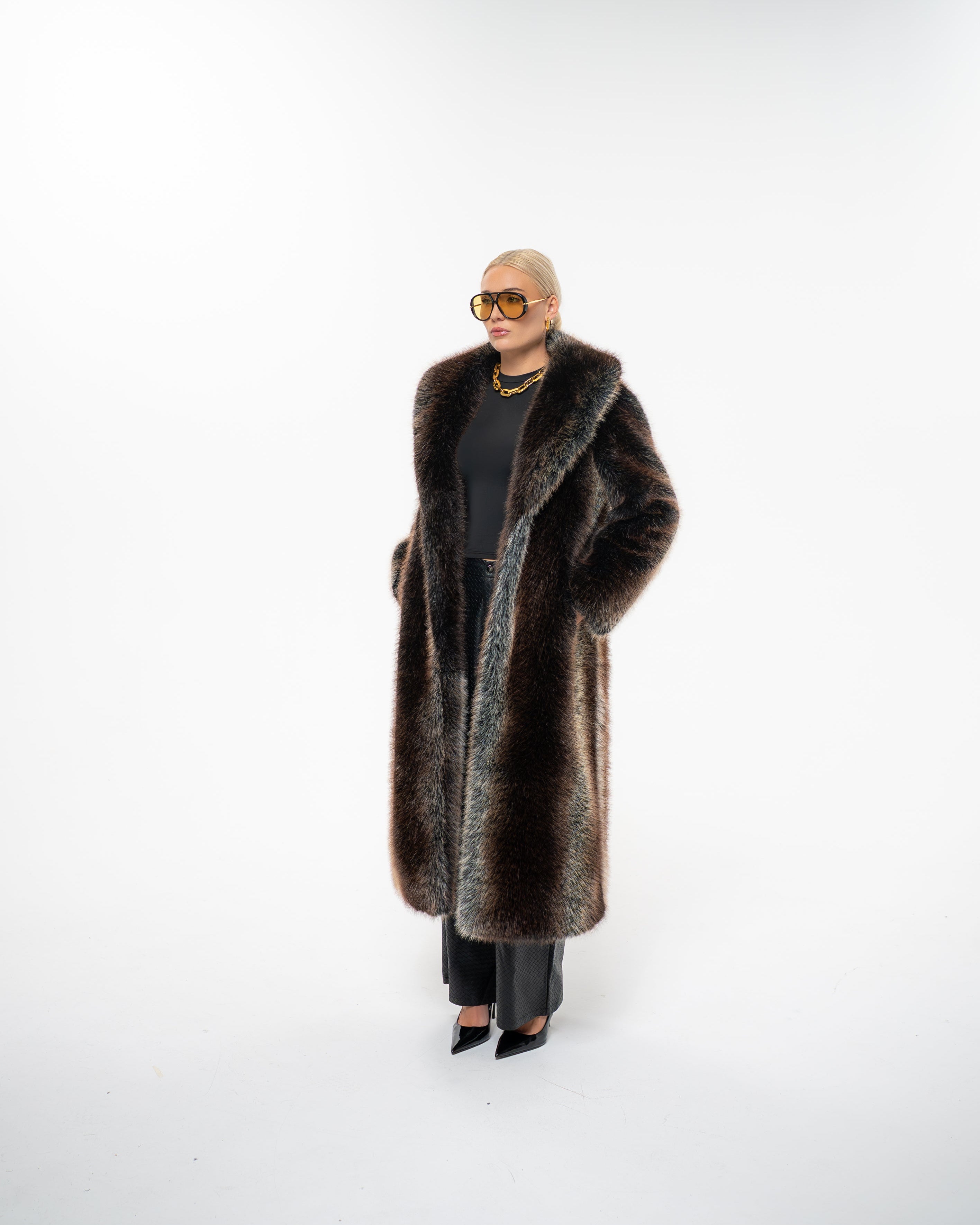 THE 'BROWN SKUNK' FAUX FUR COAT – The Fur Magazine