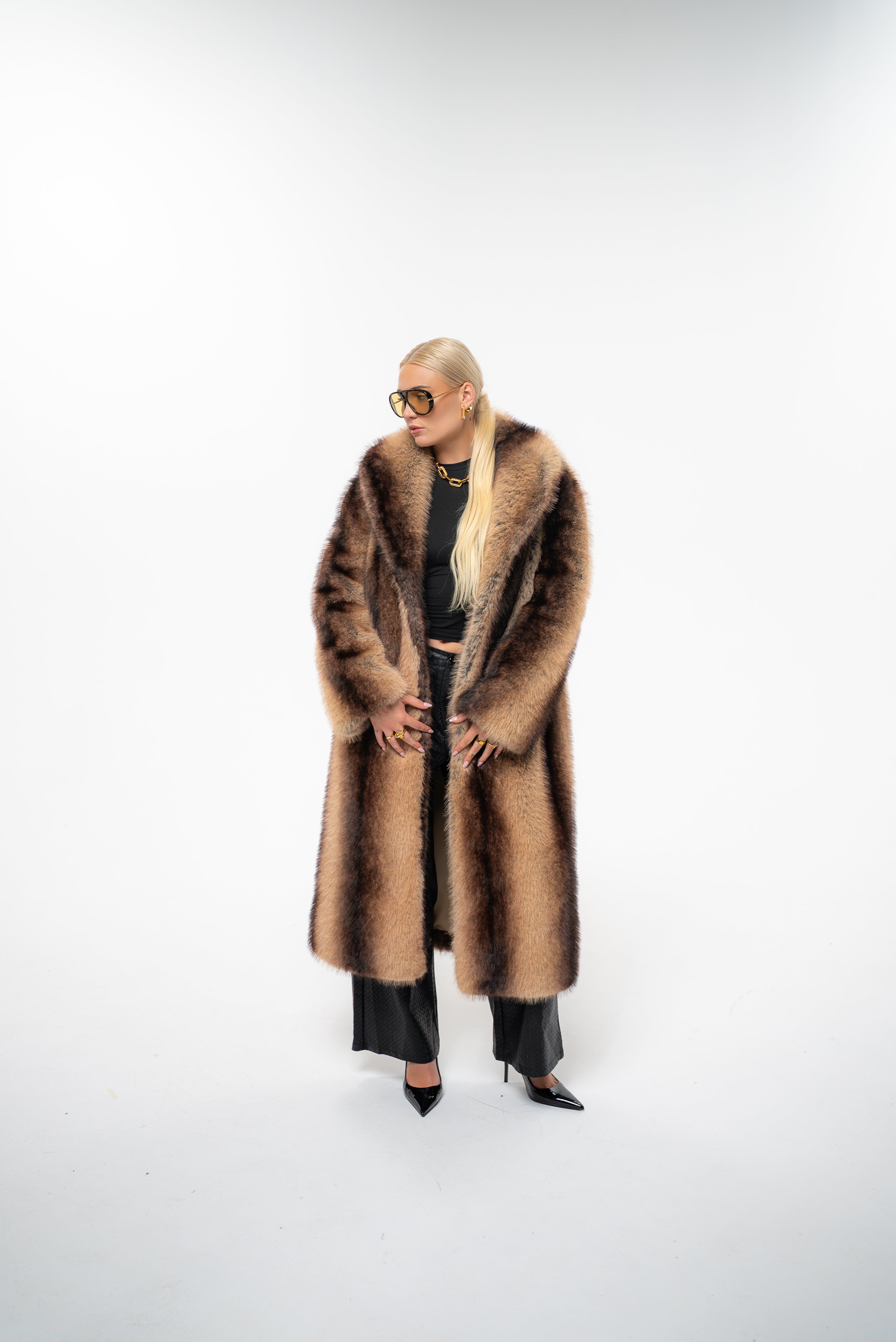 THE 'STATEMENT' FAUX FUR COAT – The Fur Magazine